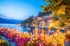 Varenna Jezioro Como Wlochy eSky pl (Shutterstock)