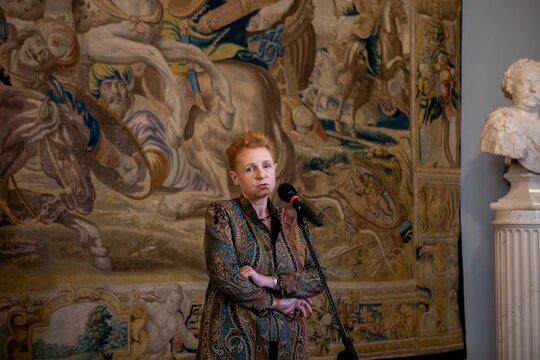 Prof. Małgorzata Omilanowska dyrektorka Zamku Królewskiego w Warszawie opowiada o projekcie Królewska wymiana