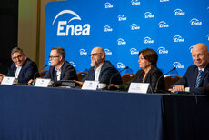 wynikienei-ekspansja-w-sektorze-oze-wzmacnia-realizacje-strategii-1-jpg