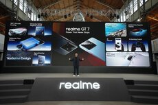 realme-8-jpg
