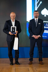 dariusz-mazurkiewicz-as-bankiera-jpg