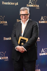 brunon-bartkiewicz-zloty-as-bankiera-jpg