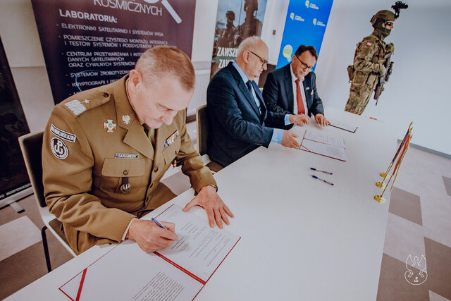 Rozwój zdolności dronowych w WOT z Parkiem Technologii Kosmicznych