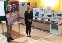 Przekazanie charytatywnych nagród w Katowicach