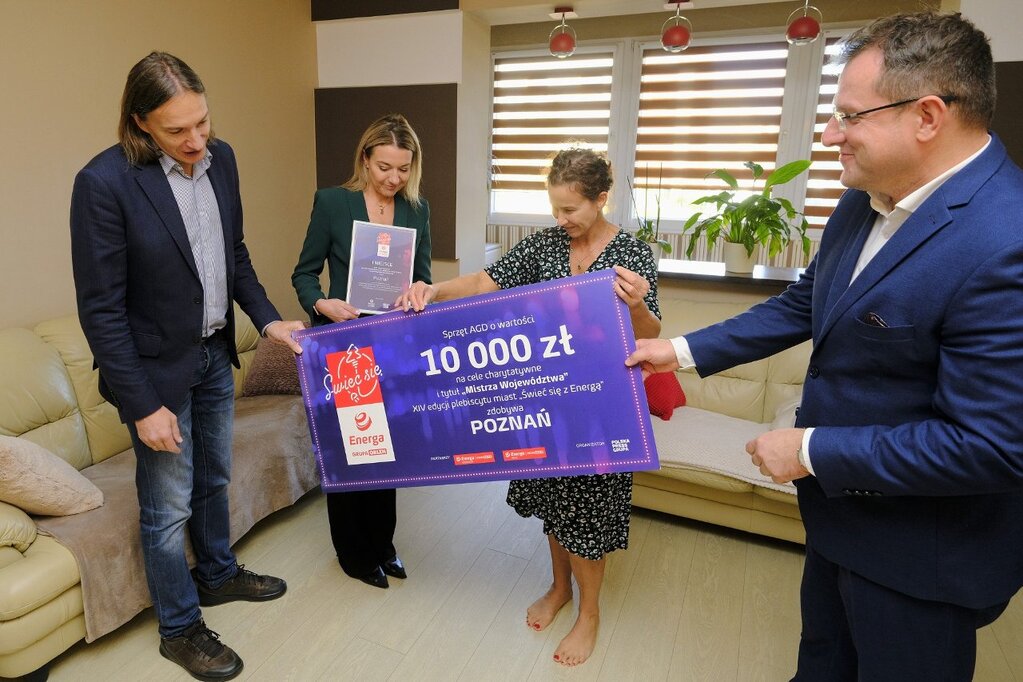 w_poznaniu_wreczono_nagrody_za_wygrana_w_etapie_wojewodzkim