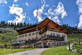 ©Lavarella Hütte.jpg