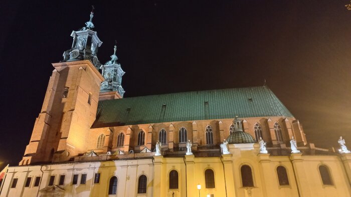 Enea partnerem modernizacji iluminacji Katedry Gnieźnieńskiej (3)