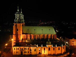 Enea partnerem modernizacji iluminacji Katedry Gnieźnieńskiej (6) fot. UM Gniezno 