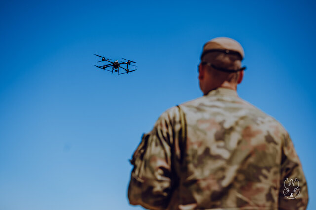Warsztaty dla wojskowych pilotów dronów w Radomiu