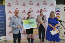 p1146279m-jpg
