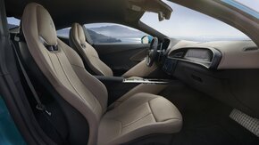 20250506_FERRARI1124_V4_343bf31c-f9d6-4545-bf4d-a6dfd04305e1.jpg