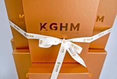 prezent-dla-cudownychrodzicow-kghm-jpg