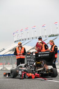 Historyczny sukces zespołu z Politechniki Gdańskiej fot_ PGRacing Team (3).JPG