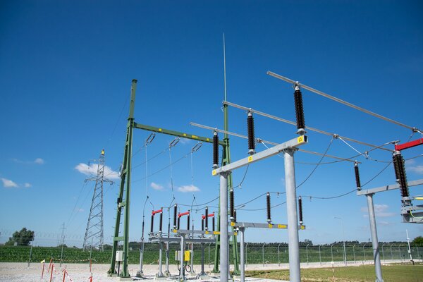 Enea Operator otrzyma ponad 123 mln zł wsparcia na nowoczesną sieć dla rozwoju zeroemisyjnego transp