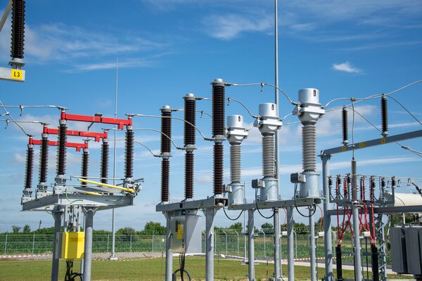 Enea Operator otrzyma ponad 123 mln zł wsparcia na nowoczesną sieć dla rozwoju zeroemisyjnego transp