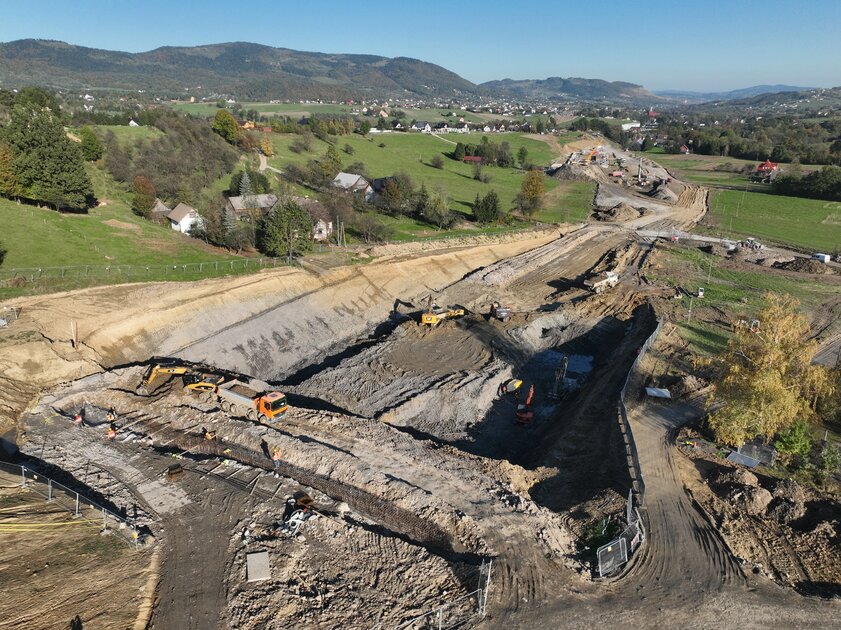 Budimex osiągnął niespełna 32% zaawansowania prac ‎na budowie LK nr 104 Limanowa - Klęczany