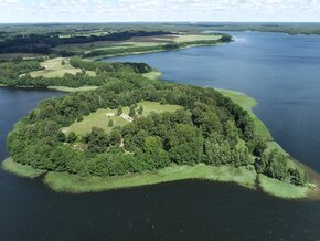 1 - grodzisko w Grąbczynie nad Jeziorem Wierzchowo.JPG