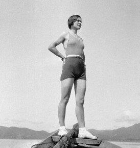 Sofia Jablonska, Autorportret, 1934, fotografia, Bali, dzięki uprzejmości Sofia Yablonska Foundation© i Centrum Historii Miejskiej we Lwowie.jpg