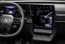 eclipse-cross_031-jpg