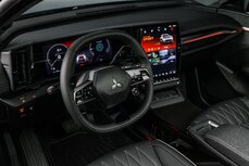 eclipse-cross_030-jpg