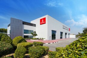 emiratescrewtrainingcentrebuildingd3.jpg