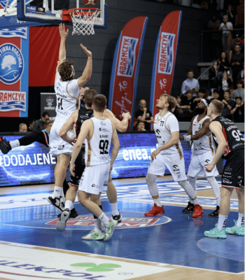 Enea pozostaje sponsorem tytularnym drużyny seniorów i juniorów Astorii Bydgoszcz 5