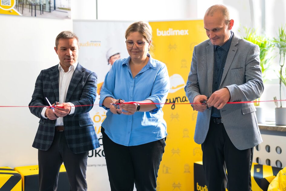 Budimex otworzył strefę wypoczynku dla uczniów w Technikum Architektoniczno-Budowlanym im. Stanisława Noakowskiego w Warszawie