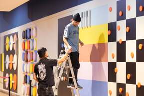 Współpraca Centrum Riviera ze stowarzyszeniem Traffic Design - „Korytarz Sztuki”-min.jpg