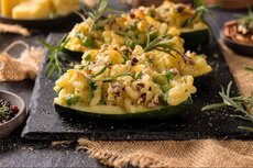 cukinie-zapiekane-z-mac-n-cheese-jpg