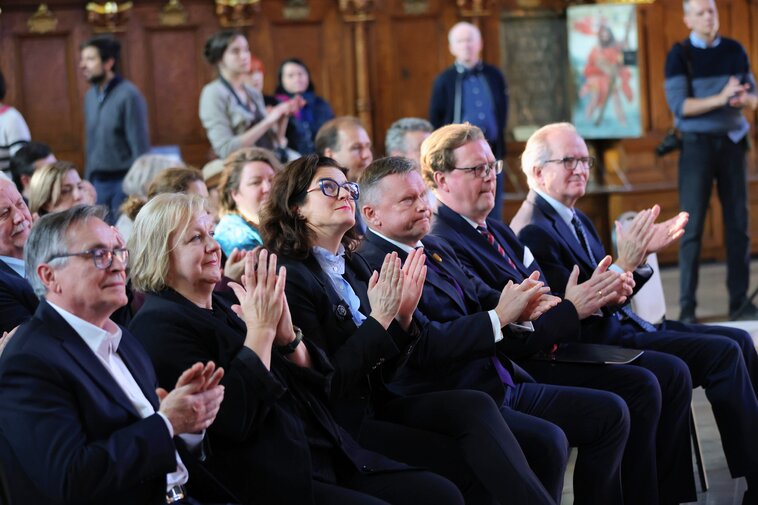 Uroczystość odsłonięcia rekonstrukcji Kąpieli Diany, fot  D  Paszliński, mat  gdansk pl (7)