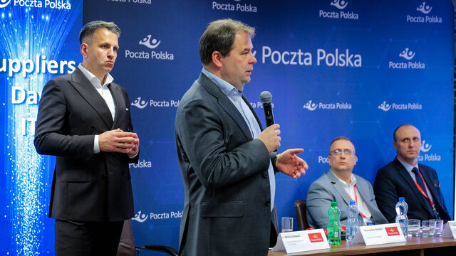 Prezes Poczty Polskiej Sebastian Mikosz 