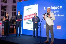 wyprzedane-pierwsza-nagroda-w-kategorii-ksiazka-poradnikowa-jpg