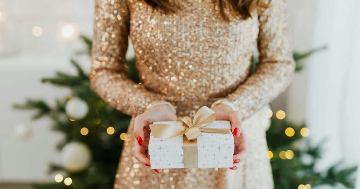 Święta bez finansowej presji: jak uniknąć pułapki grudniowych wydatków?