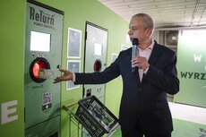 strefa_recyklingu_carrefour_6-jpg