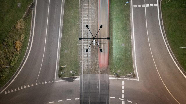 20251105 DR&nbsp;EN&nbsp;OSW 334