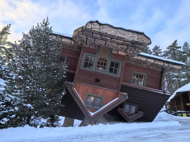 Dom Do Góry Nogami Szymbark