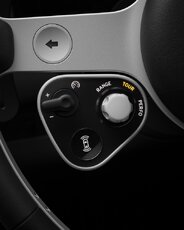 ferrari-luce_satellite_l_hero_srgb_6k_72dpi_4x5_1024x768-jpg