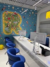 biuro-podrozy-rainbow-piaseczno-auchan-wnetrze-2-jpg