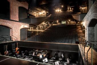 widownia i orkiestron   fot  A  Słomski @Opera na Zamku w Szczecinie