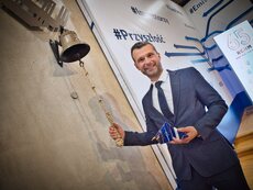 obligacje-kghm-serii-d-wprowadzone-do-obrotu-na-warszawskim-rynku-catalyst-jpg