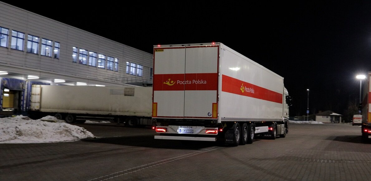 Specjalna misja Poczty: zawieźliśmy agregaty prądotwórcze dla szpitali i szkół w Ukrainie