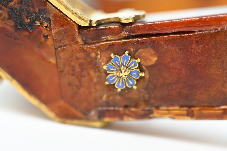 Detale eksponatu i zdobienia, fot  B  Kentzer, mat  Muzeum Gdańska  (6)