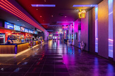 kino-helios-w-centrum-riviera-z-odswiezonymi-przestrzeniami-jpg