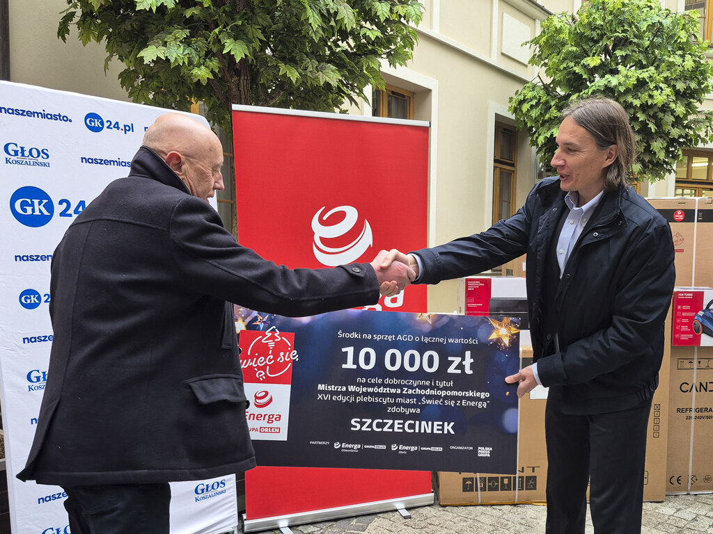 Szczecinek odbiera voucher na wsparcie mieszkańców