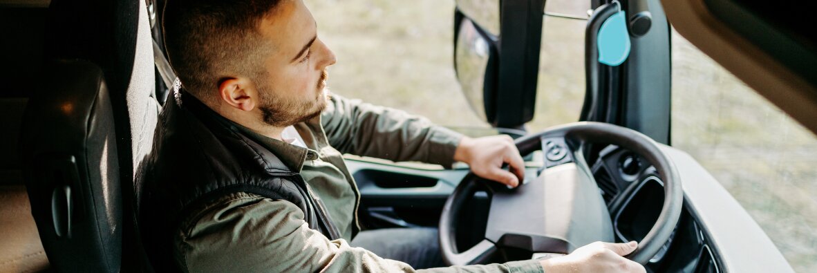 Transport drogowy płaci coraz więcej – o ile wzrosły koszty zatrudnienia w 2026?