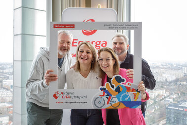 Aktywni Charytatywni 2500px-237