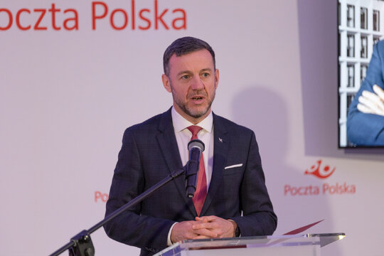 p.o. Prezesa Zarządu Poczty Polskiej Sławomir Żurawski prezentuje wyniki Spółki 