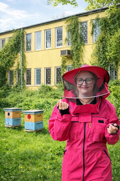 Dr Anna Gajda z SGGW: ochrona dzikich zapylaczy nie oznacza walki z pszczołą miodną