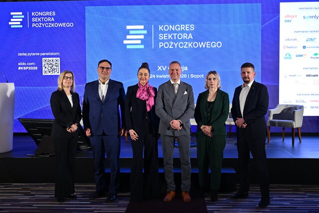 Fot  UKNF M  Czugan, Prezes ZPF z przedstawicielami UKNF