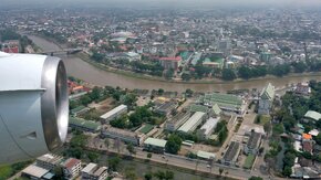 DC8_Flight_Thailand_07_Chiang_Mai_lrg.jpg
